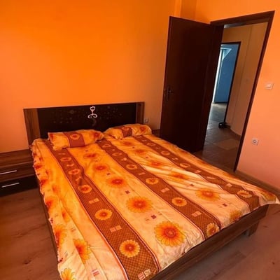 Alquiler de un apartamento acogedor y espacioso, 120 m², Varna, Bulgaria
